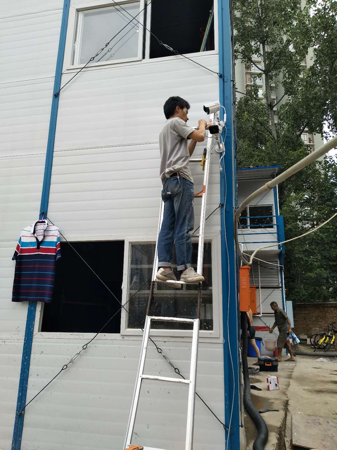 視頻監(jiān)控工程施工一站式服務(wù)，監(jiān)控安裝流程步驟詳述，凱源恒潤(rùn)北京監(jiān)控安裝公司自有施