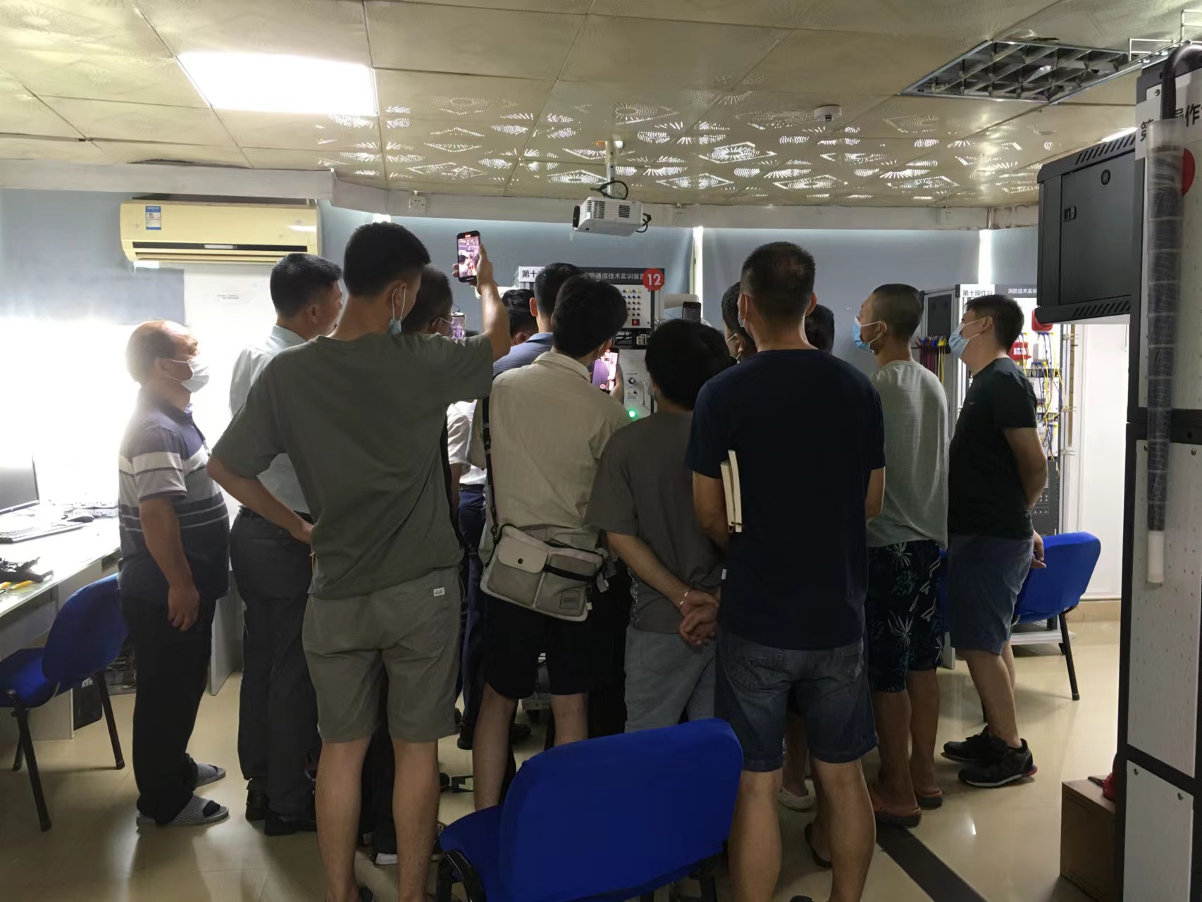 北京智能樓宇管理員培訓哪家做？凱源恒潤北京監控安裝工程公司培訓現場火爆！