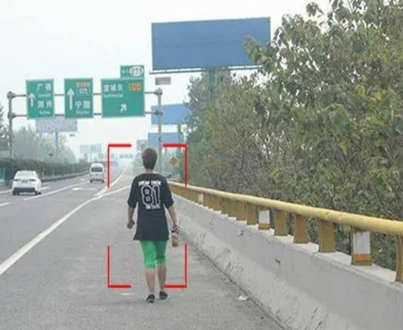 北京高速公路行人識別系統多少錢一套？凱源恒潤北京監控安裝工程公司專業從事 行人非