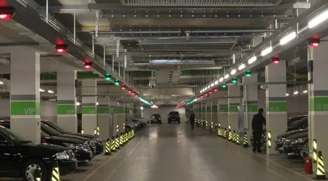 北京智慧停車場車位引導系統哪家公司專業？凱源恒潤北京監控安裝工程公司用專業精神重