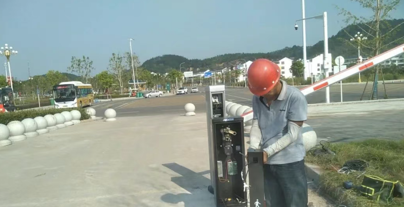 北京超市安裝攝像頭時，如何盡可能減少監控盲區或死角？凱源恒潤北京監控安裝工程公司